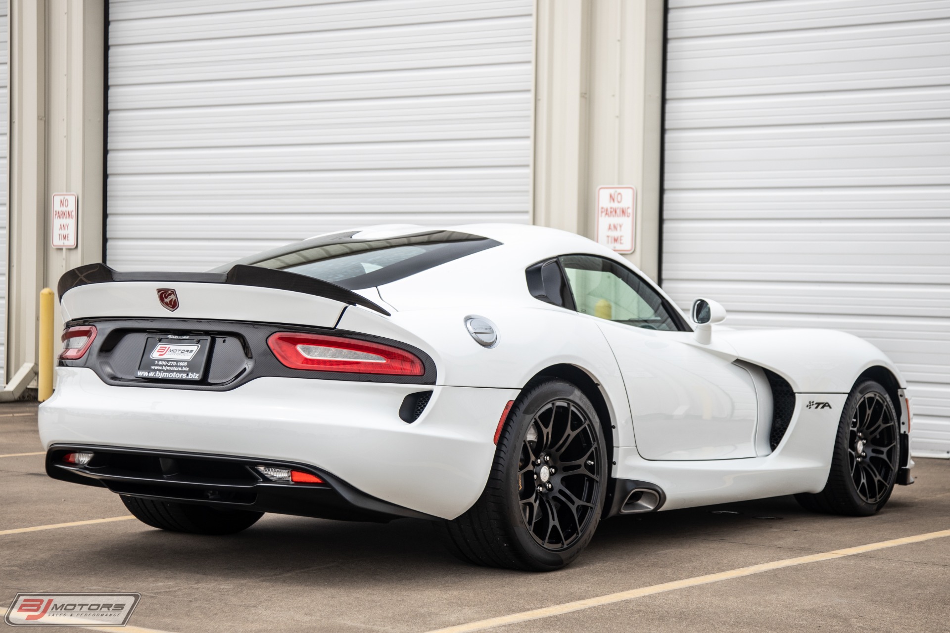 Used-2014-Dodge-Viper-TA-10