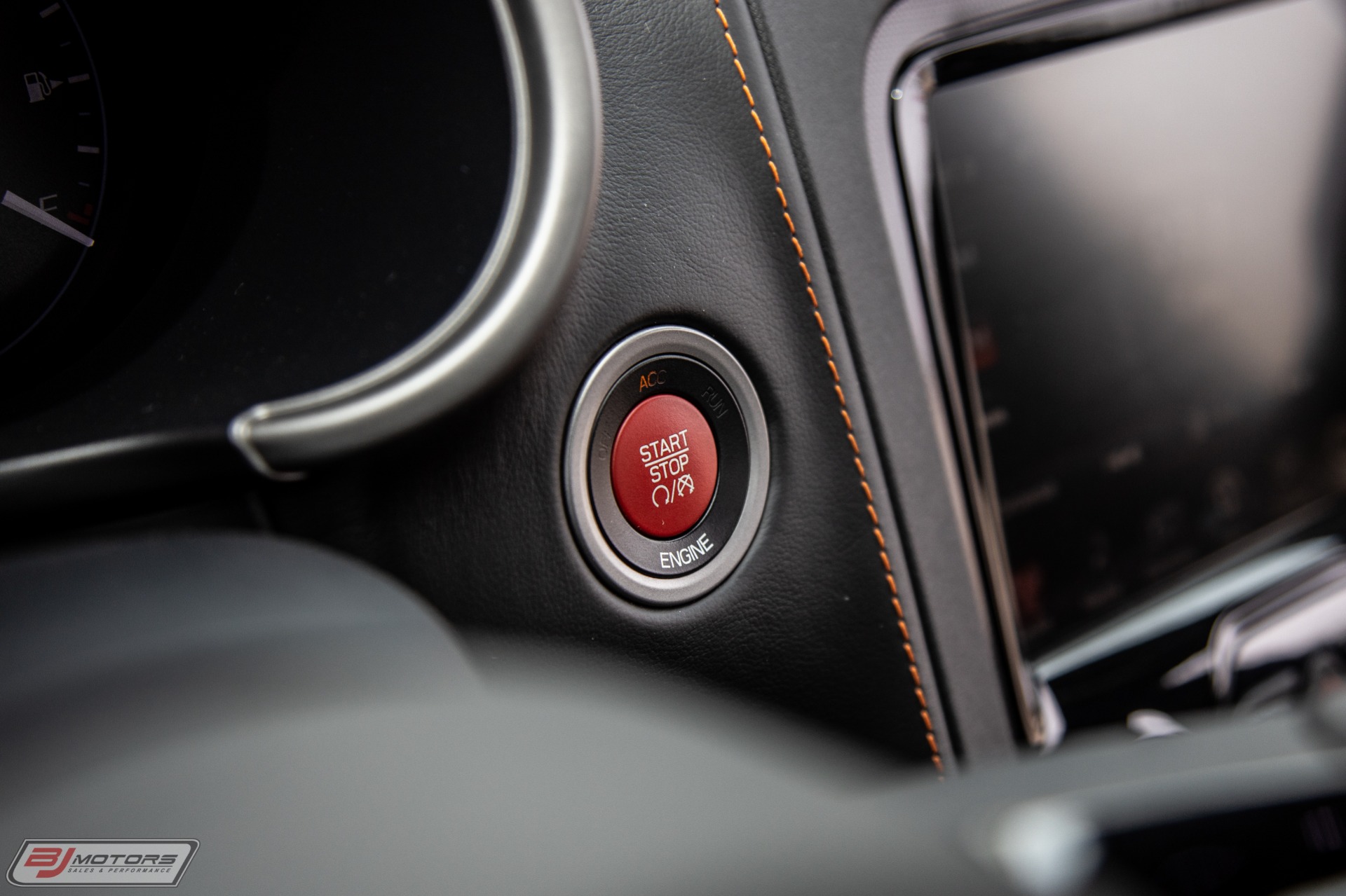 Used-2014-Dodge-Viper-TA-10