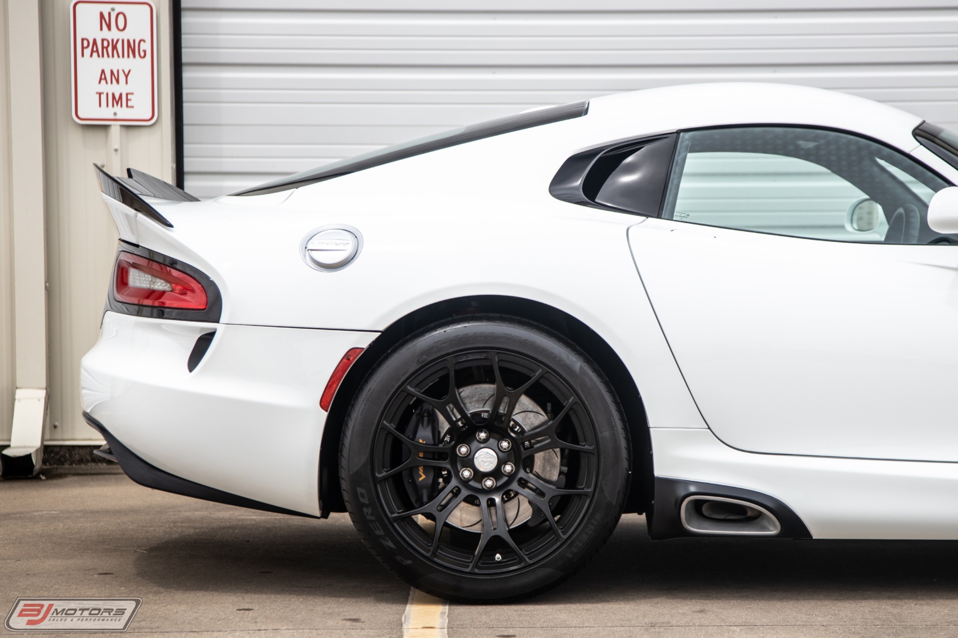 Used-2014-Dodge-Viper-TA-10