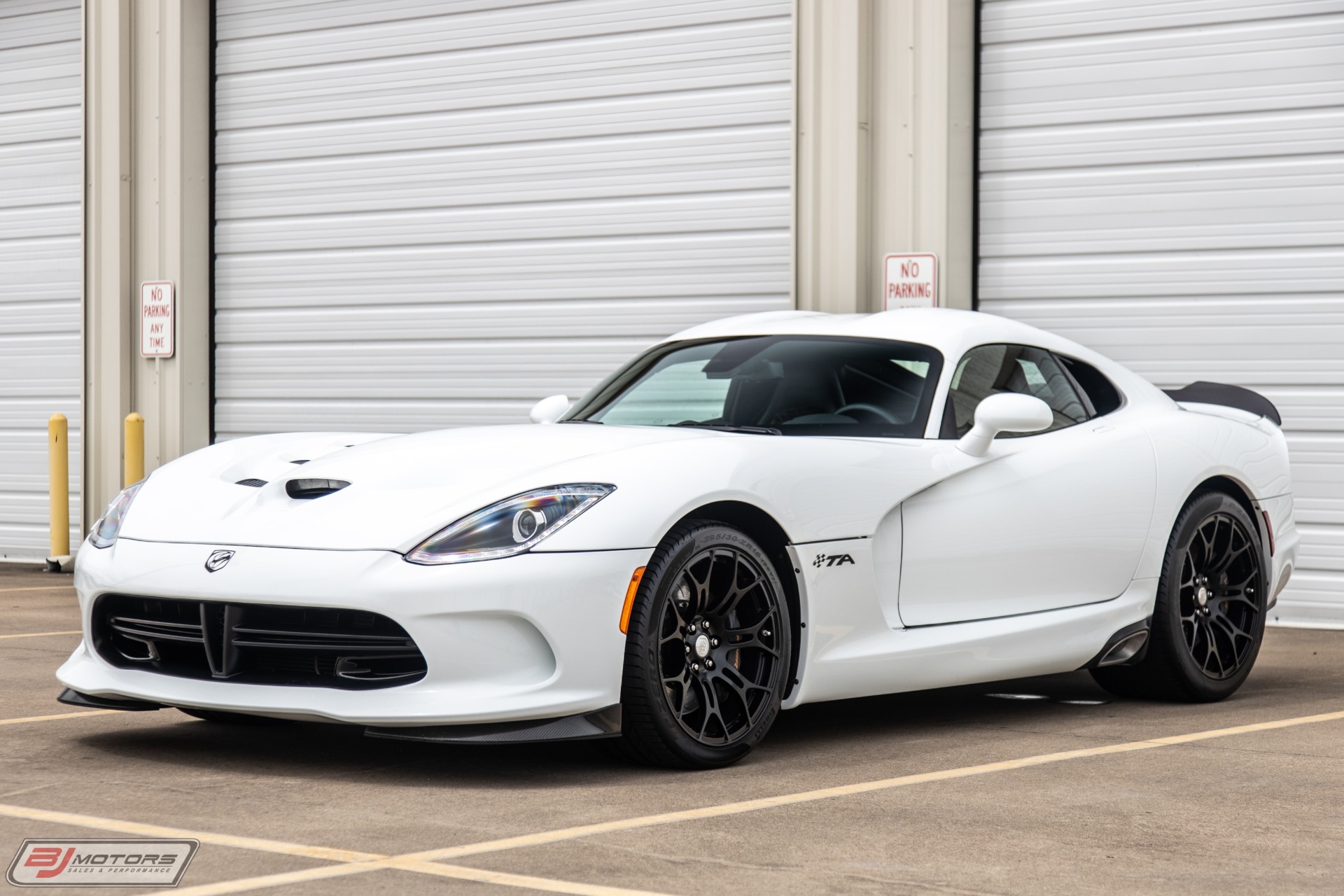 Used-2014-Dodge-Viper-TA-10