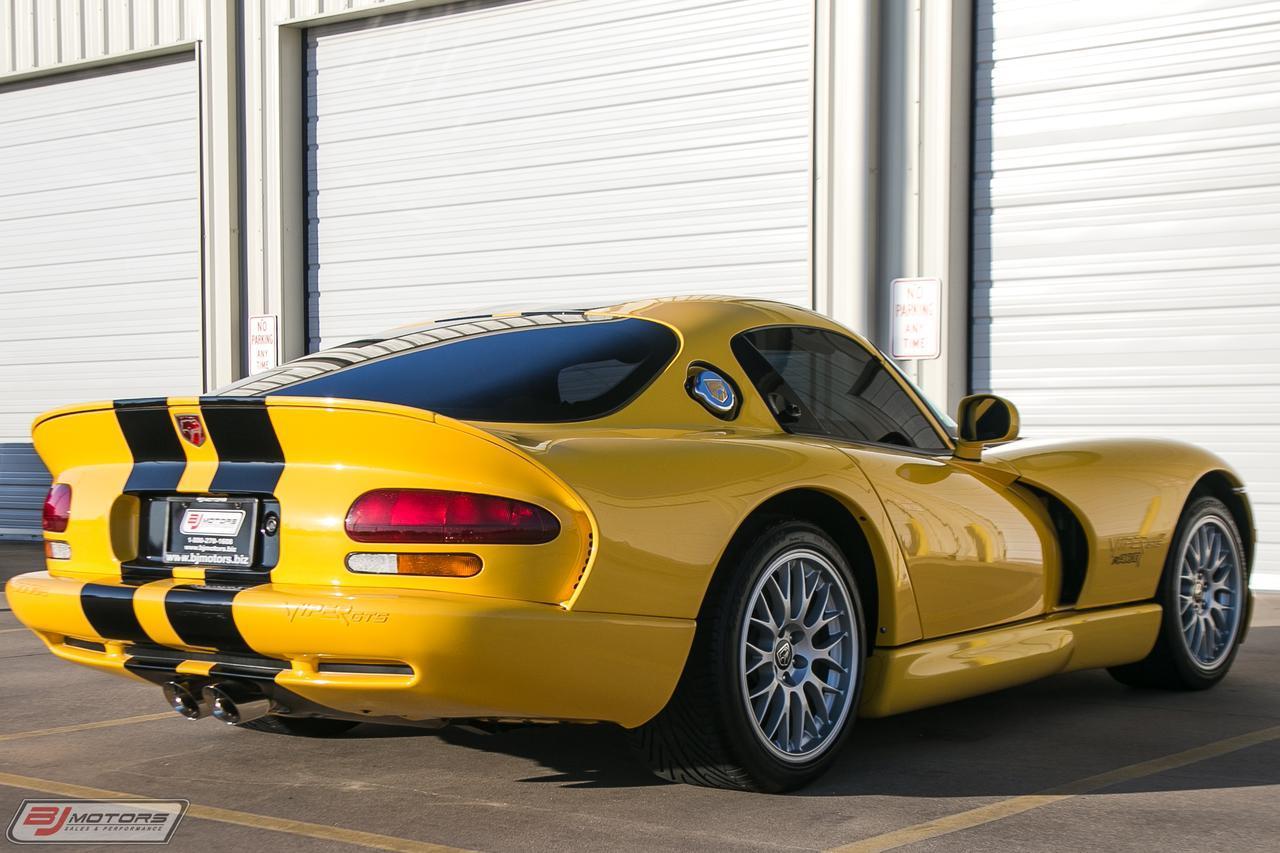 Used-2001-Dodge-Viper-GTS-ACR