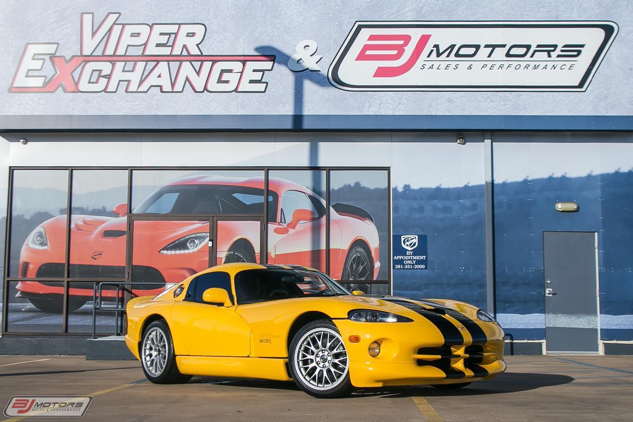 Used-2001-Dodge-Viper-GTS-ACR