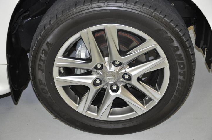 Used-2015-Lexus-LX-570