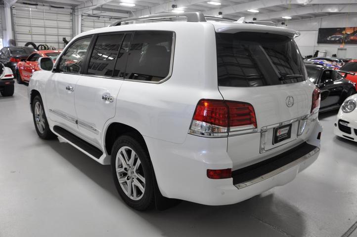 Used-2015-Lexus-LX-570