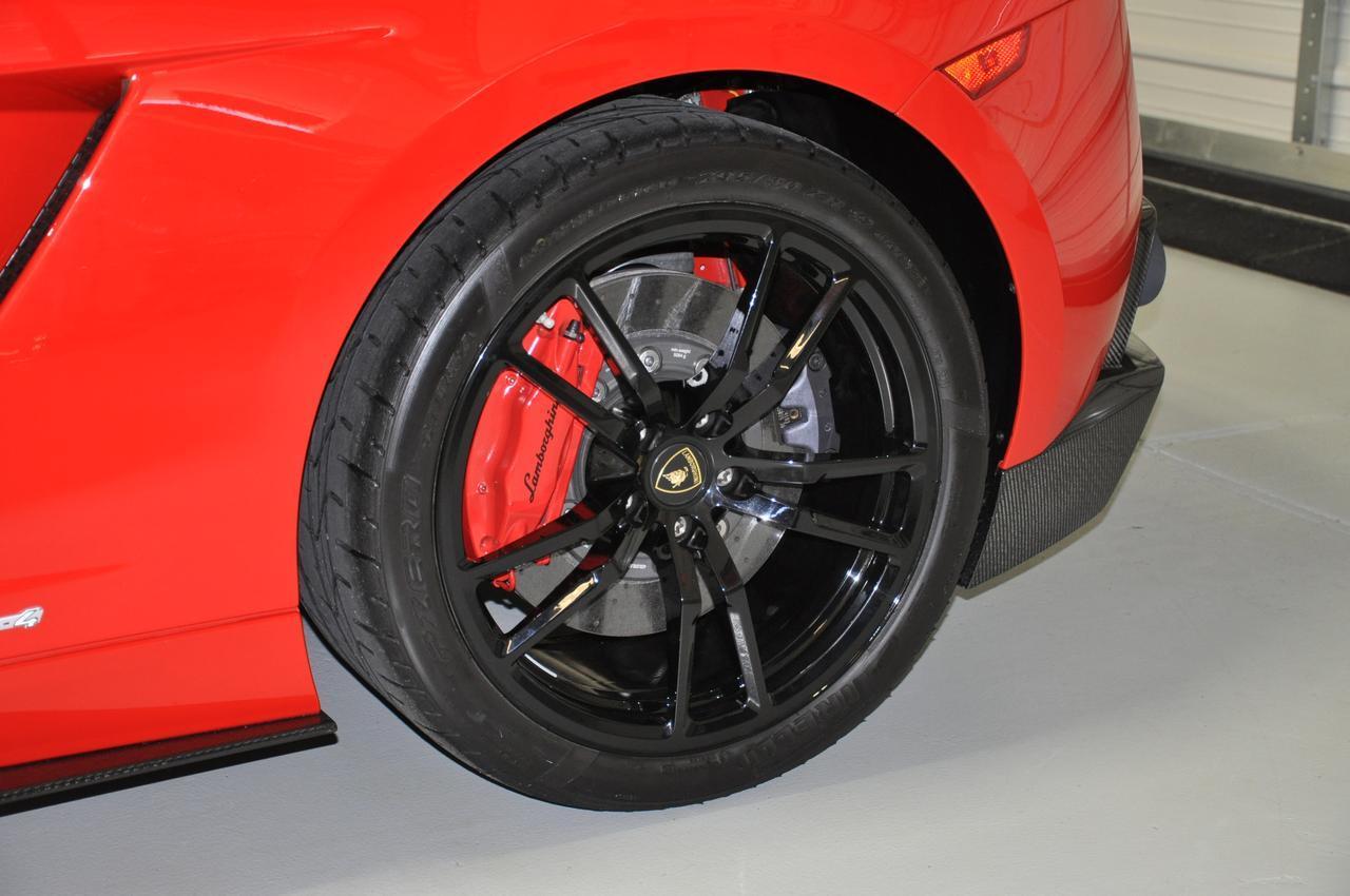 Used-2012-Lamborghini-Gallardo-Super-Trofeo-Stradale