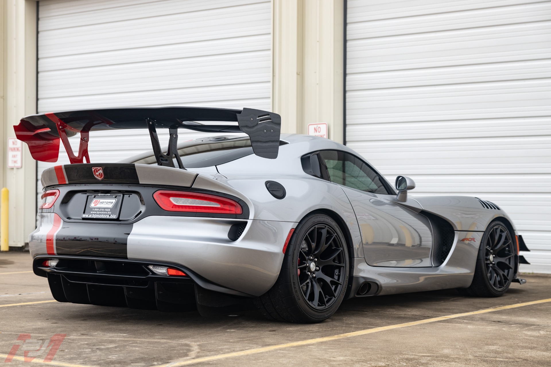 Used-2016-Dodge-Viper-ACR-Extreme