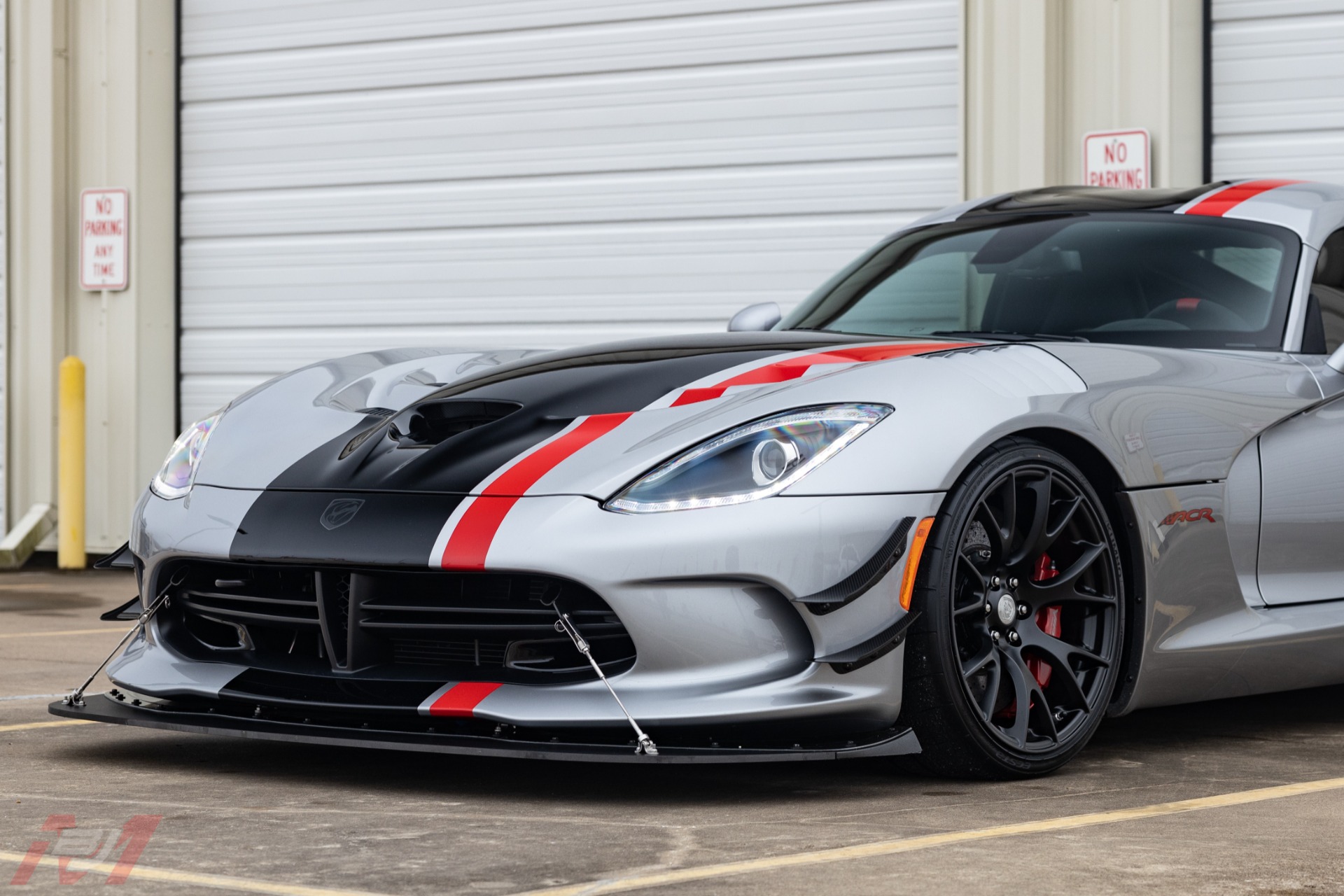 Used-2016-Dodge-Viper-ACR-Extreme