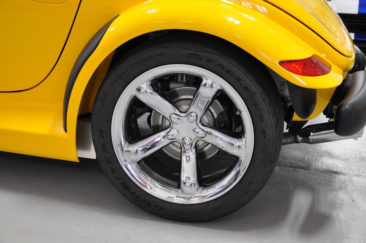 Used-2000-Plymouth-Prowler-w-Matching-Trailer