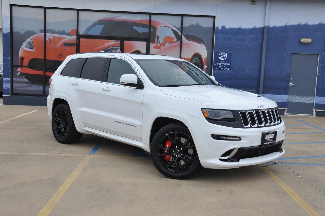 Used-2015-Jeep-Grand-Cherokee-SRT