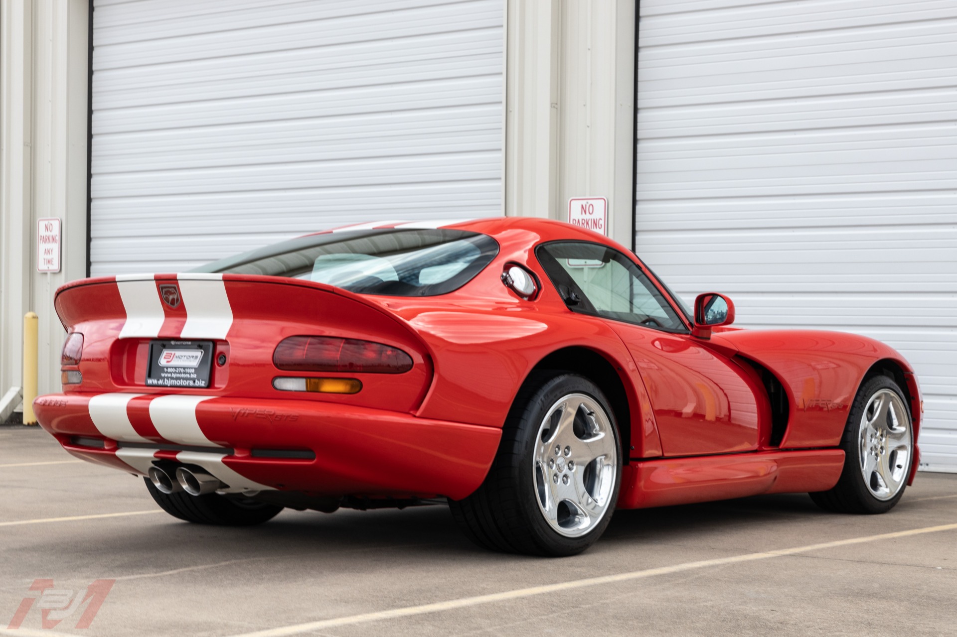 Used-2002-Dodge-Viper-GTS-Final-Edition