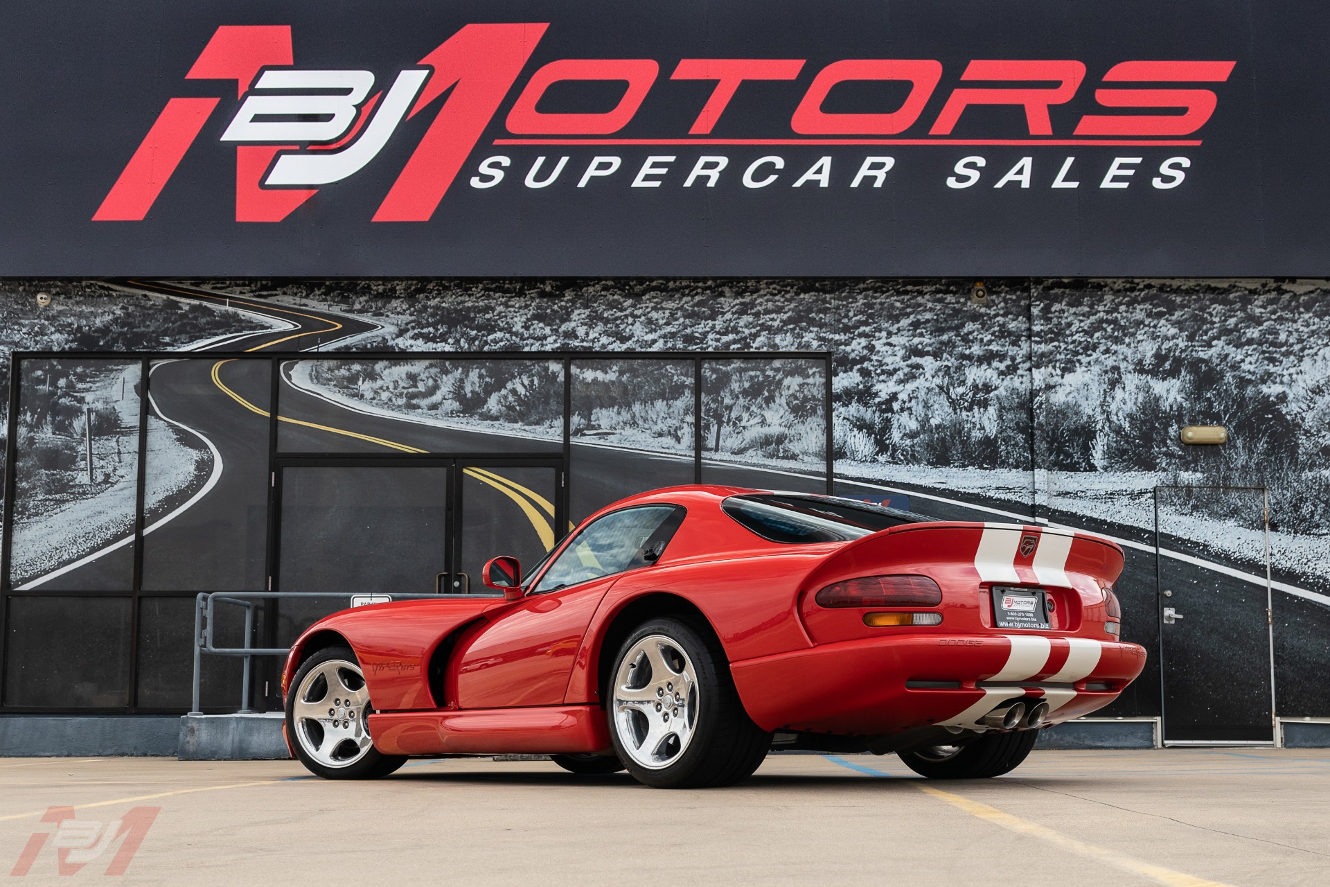 Used-2002-Dodge-Viper-GTS-Final-Edition