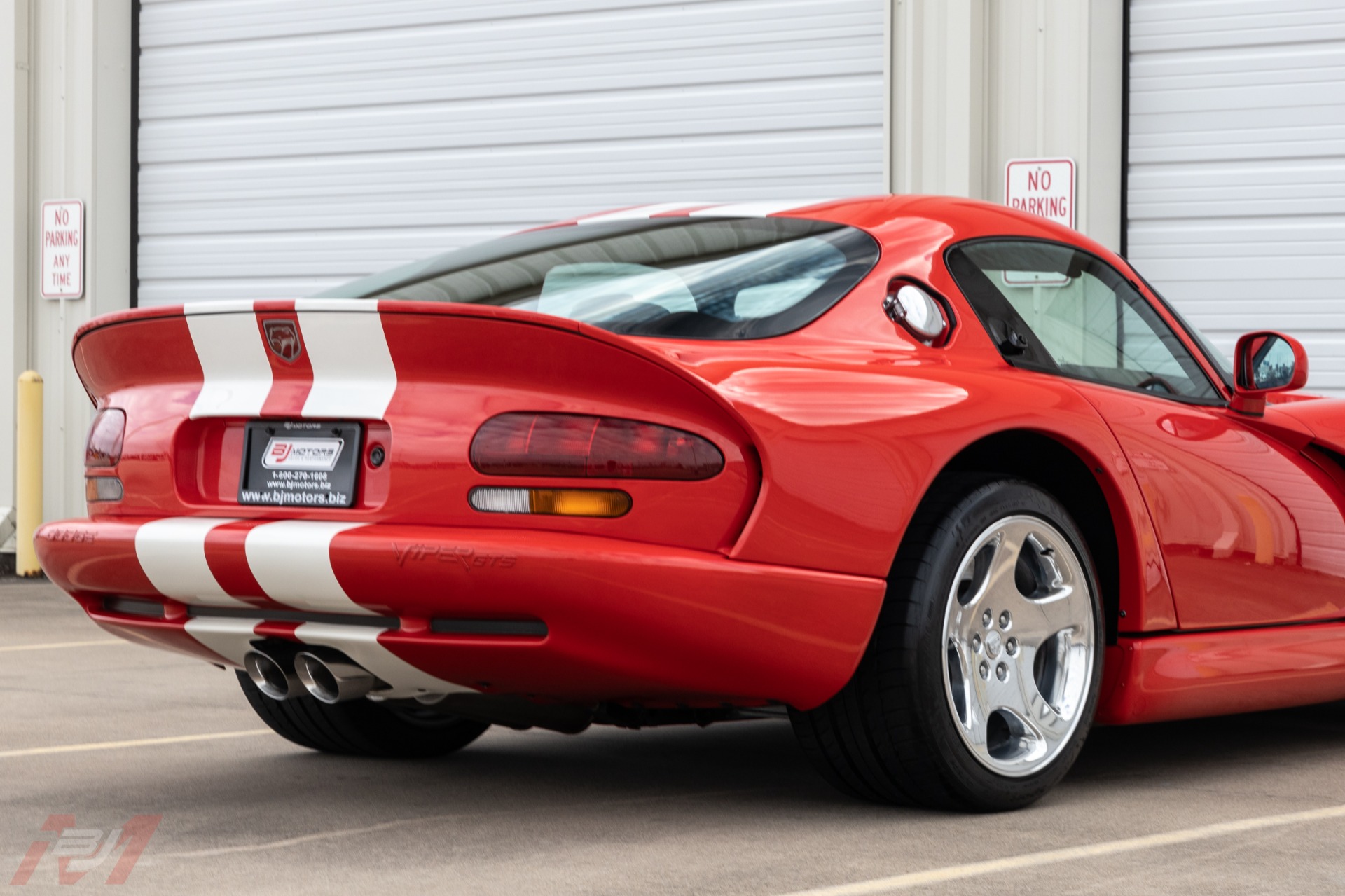 Used-2002-Dodge-Viper-GTS-Final-Edition