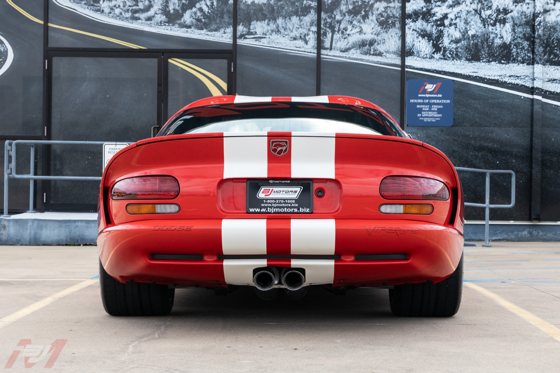 Used-2002-Dodge-Viper-GTS-Final-Edition