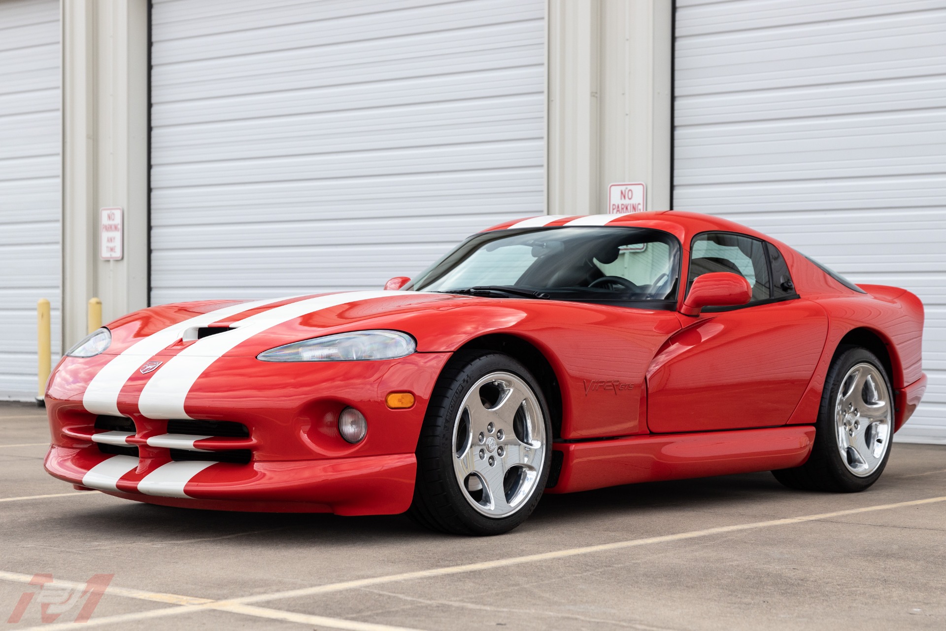 Used-2002-Dodge-Viper-GTS-Final-Edition