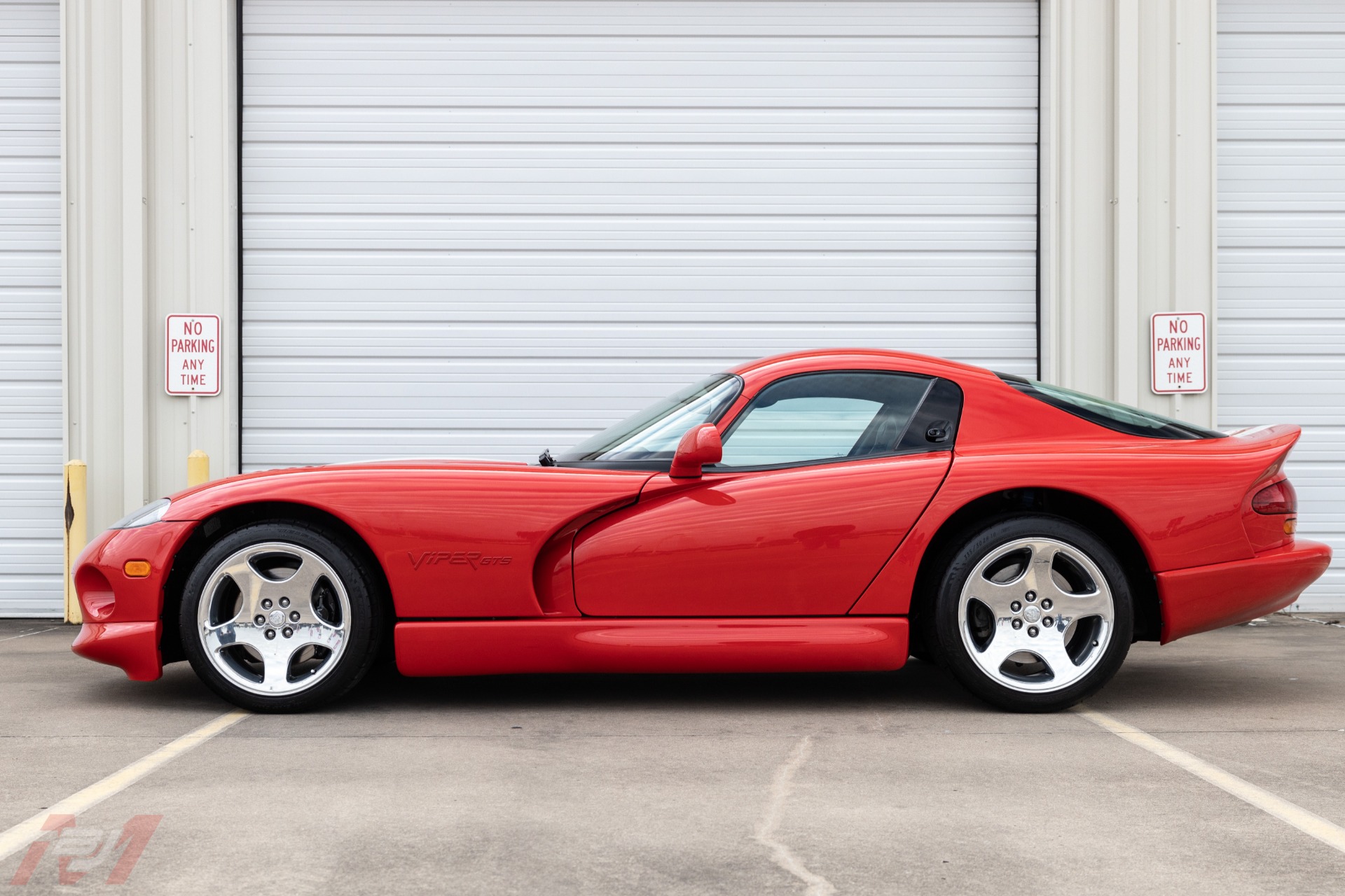 Used-2002-Dodge-Viper-GTS-Final-Edition