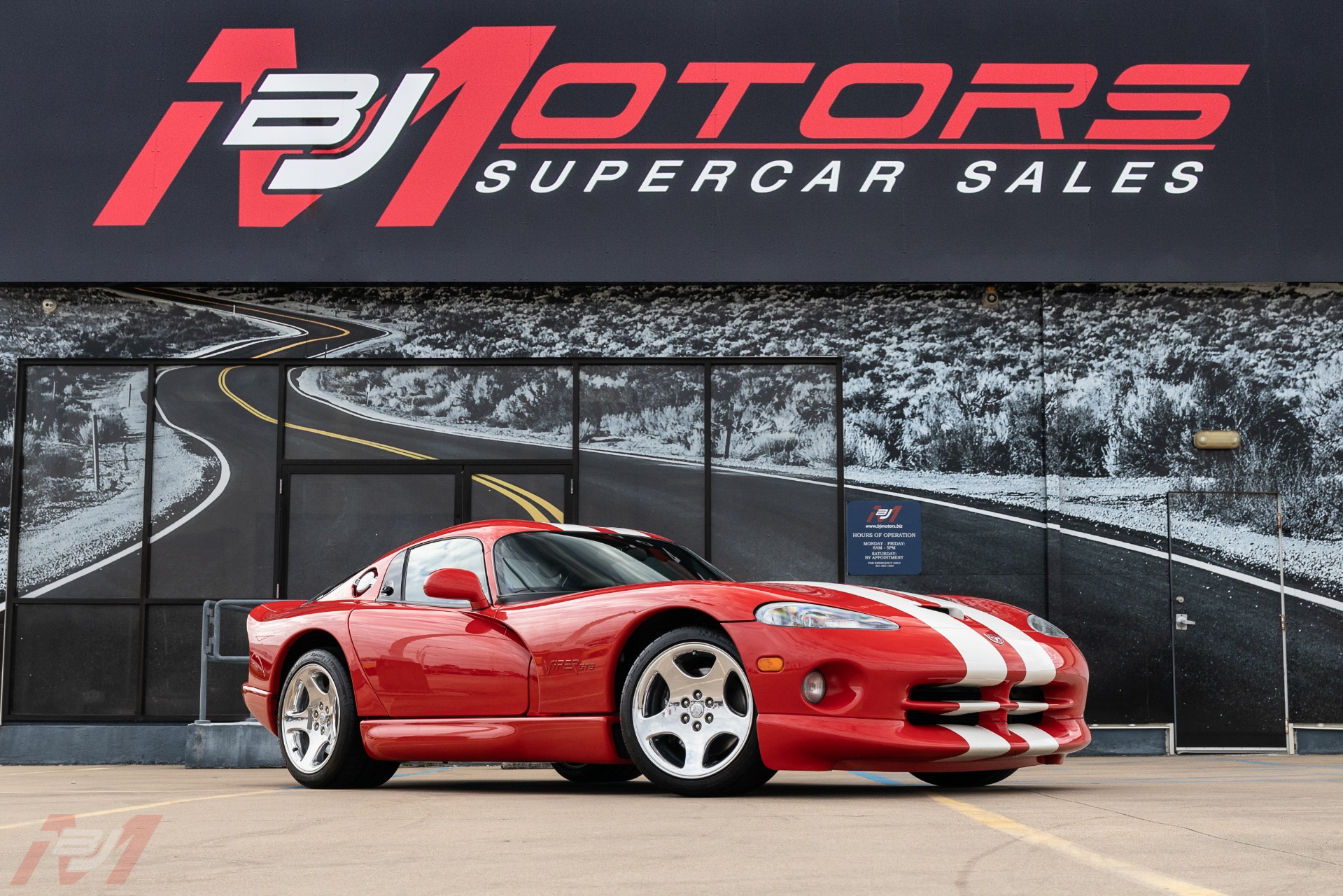 Used-2002-Dodge-Viper-GTS-Final-Edition