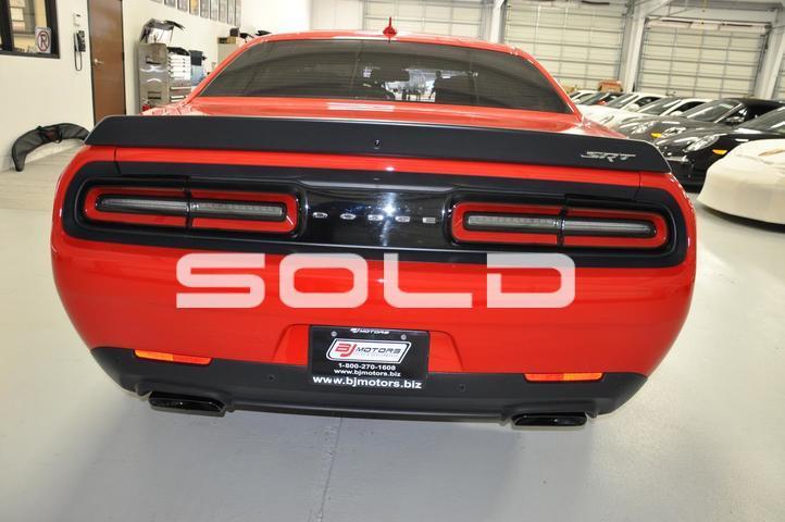 Used-2015-Dodge-Challenger-Hellcat-SRT-Hellcat