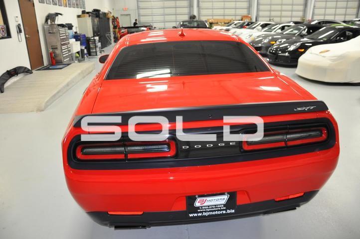 Used-2015-Dodge-Challenger-Hellcat-SRT-Hellcat