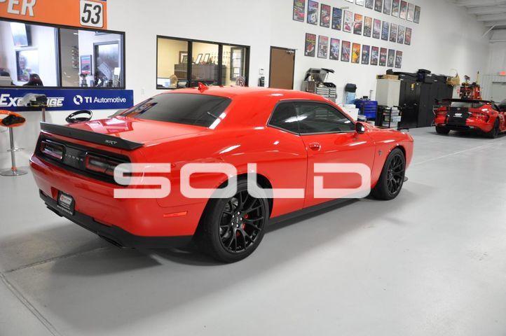 Used-2015-Dodge-Challenger-Hellcat-SRT-Hellcat