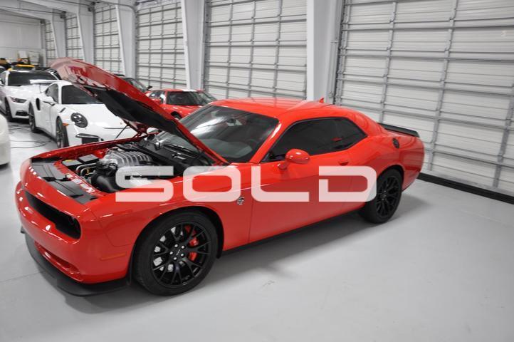 Used-2015-Dodge-Challenger-Hellcat-SRT-Hellcat