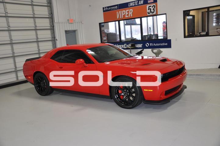 Used-2015-Dodge-Challenger-Hellcat-SRT-Hellcat