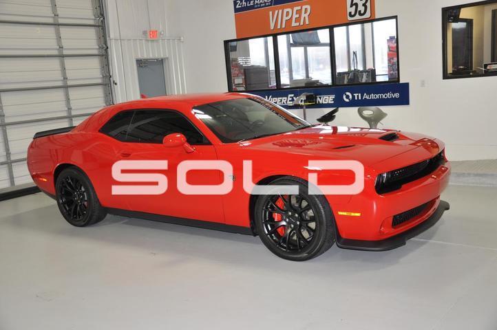 Used-2015-Dodge-Challenger-Hellcat-SRT-Hellcat