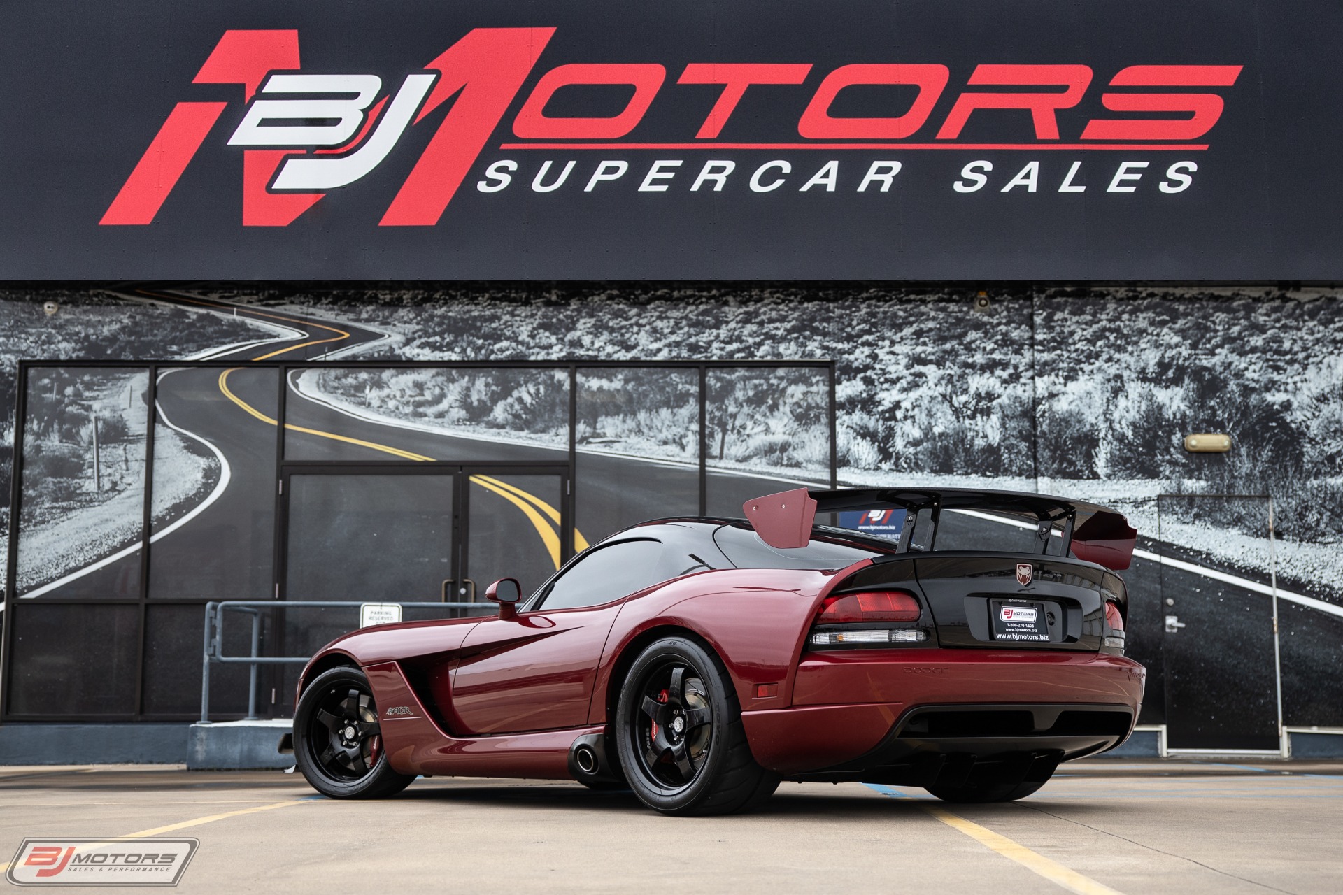 Used-2008-Dodge-Viper-ACR