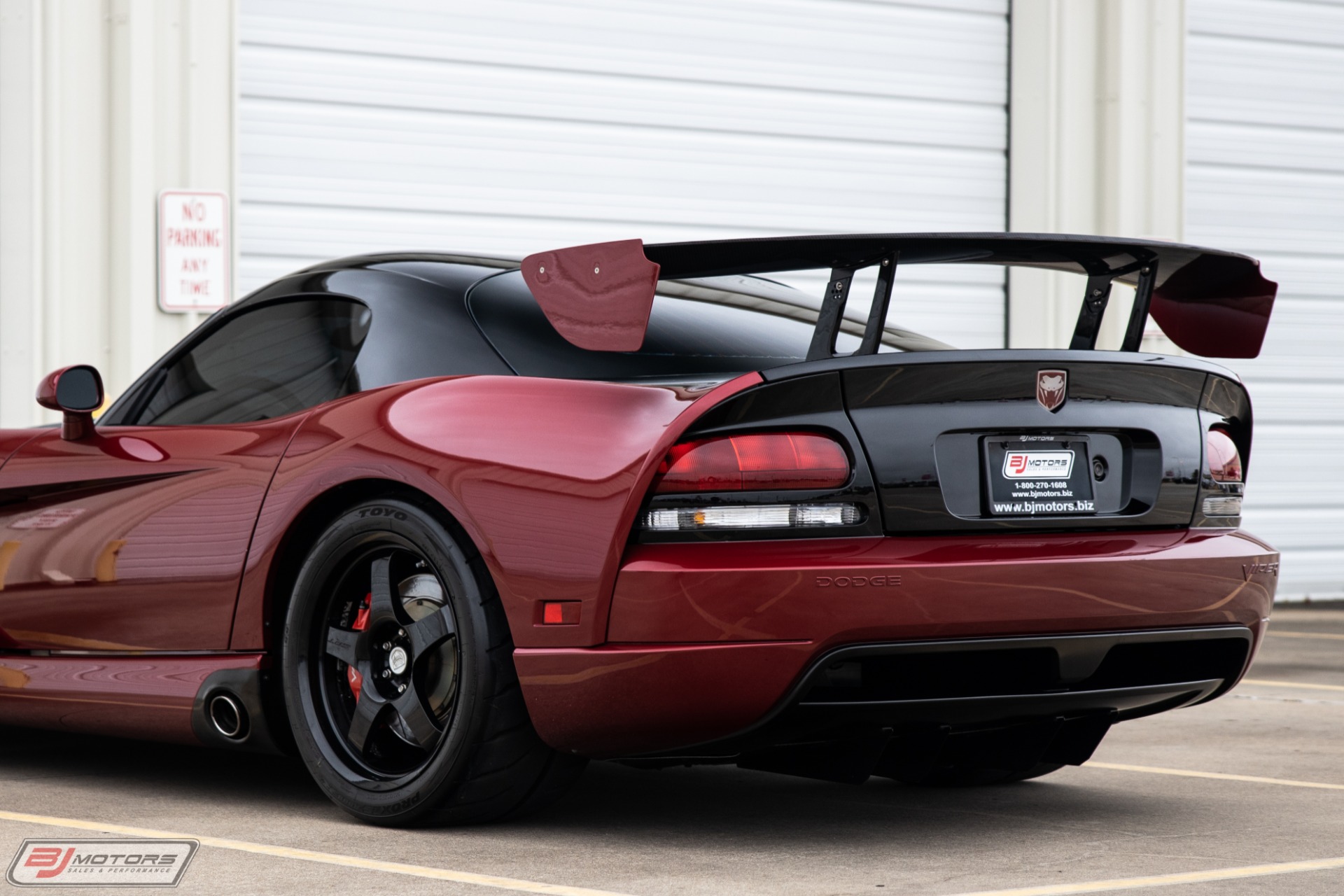 Used-2008-Dodge-Viper-ACR