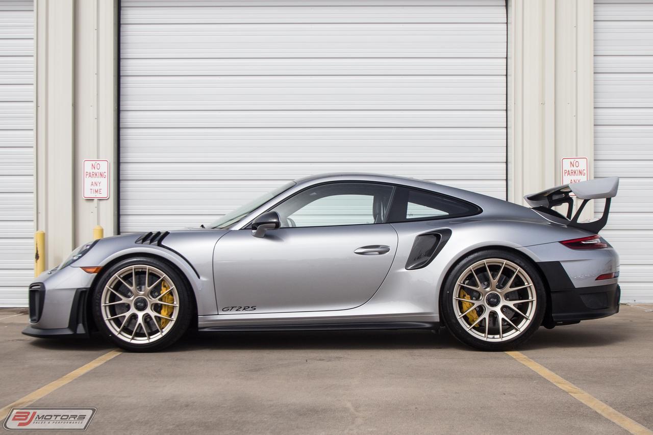 Used-2018-Porsche-911-GT2-RS-Weissach-Package