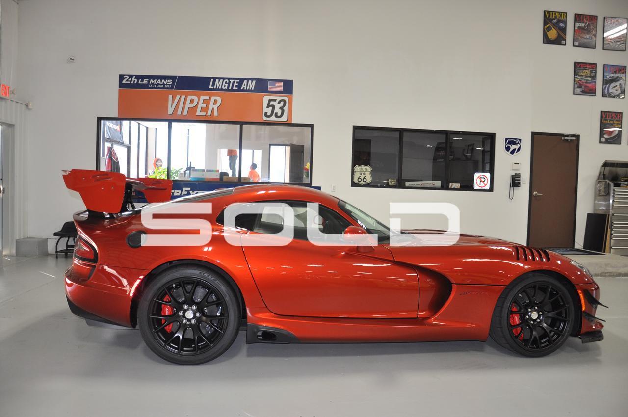 New-2017-Dodge-Viper-ACR-EXTREME