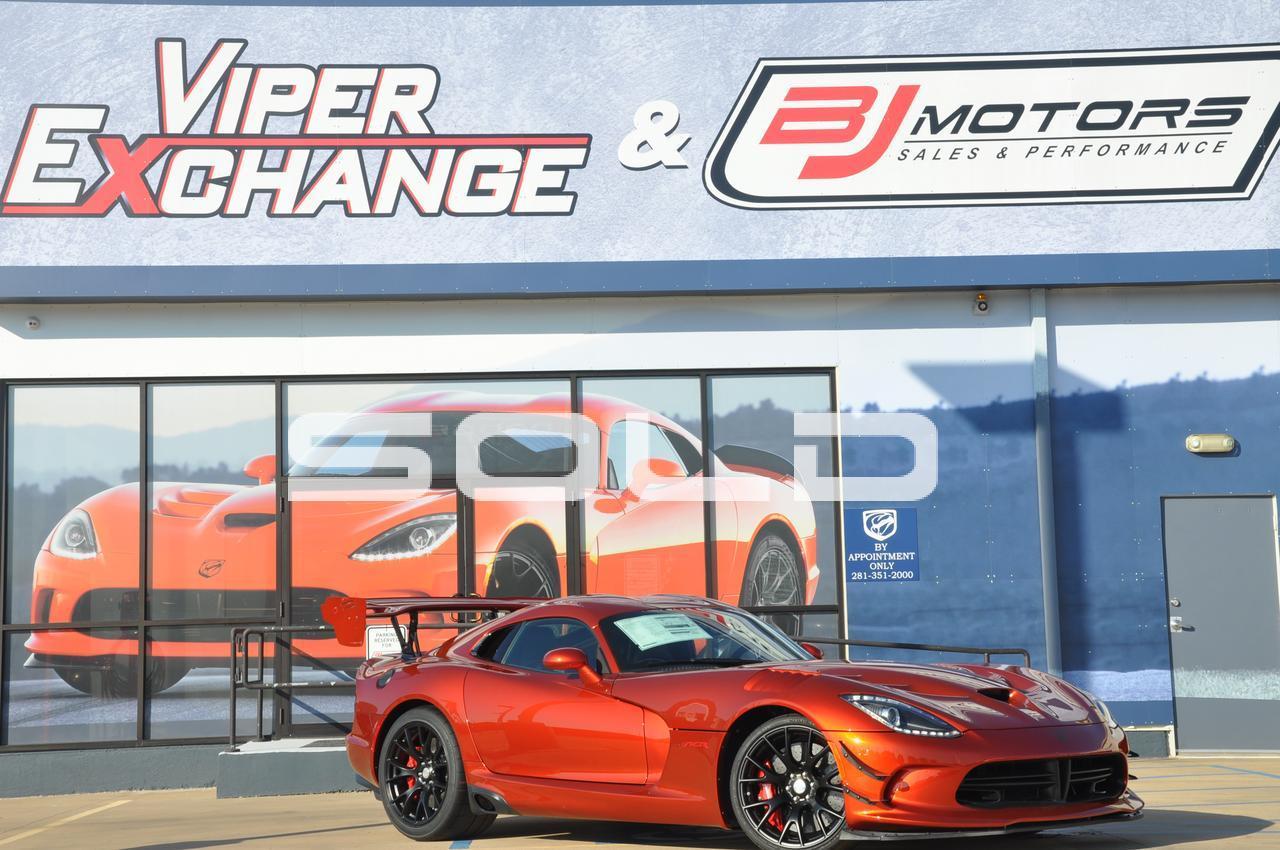 New-2017-Dodge-Viper-ACR-EXTREME