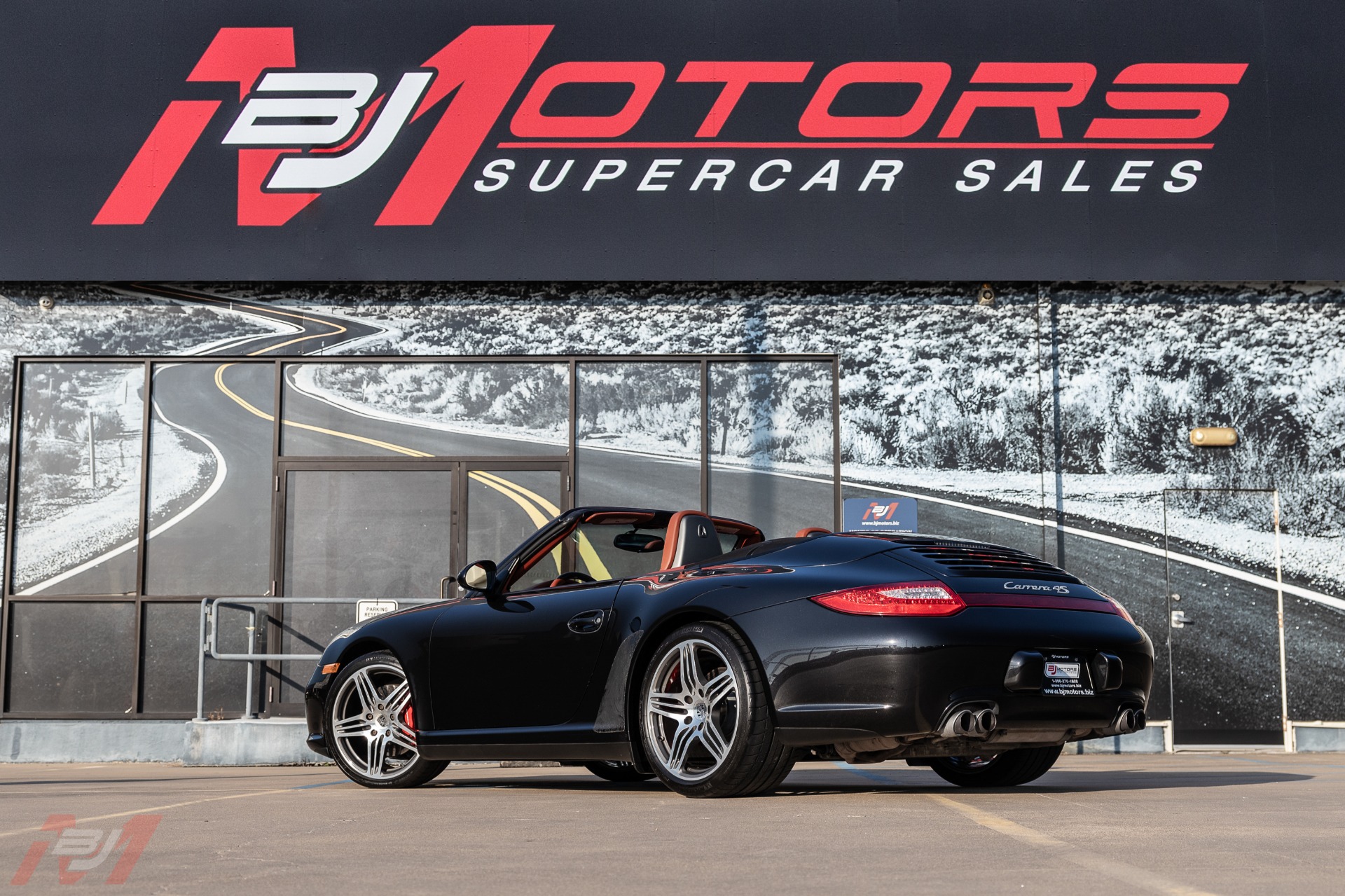 Used-2009-Porsche-911-Carrera-4S