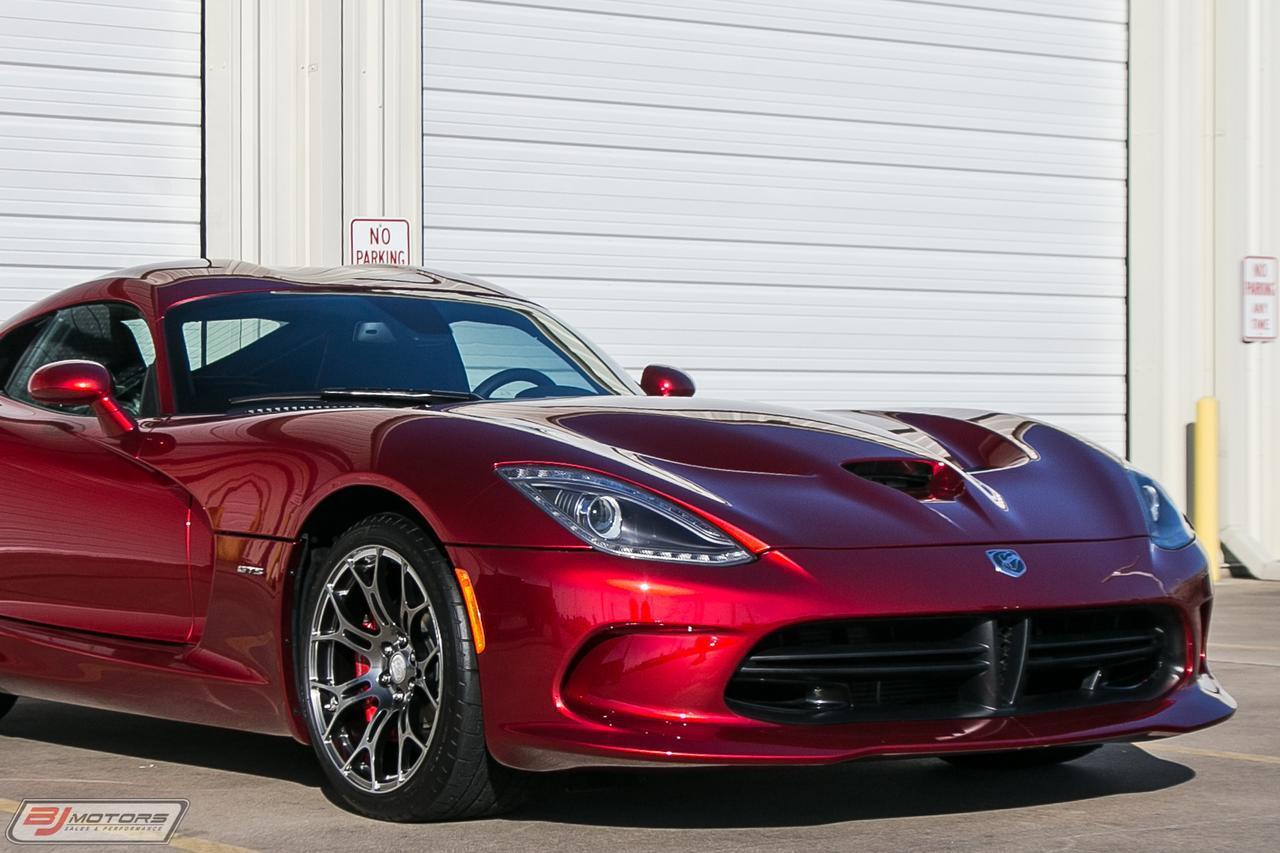 Used-2013-Dodge-Viper-Stryker-Red-GTS