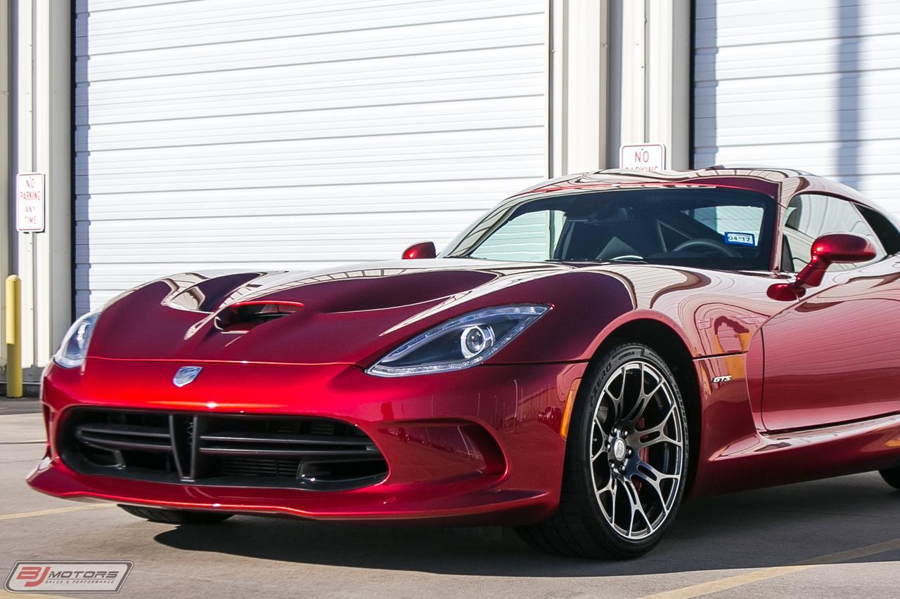 Used-2013-Dodge-Viper-Stryker-Red-GTS