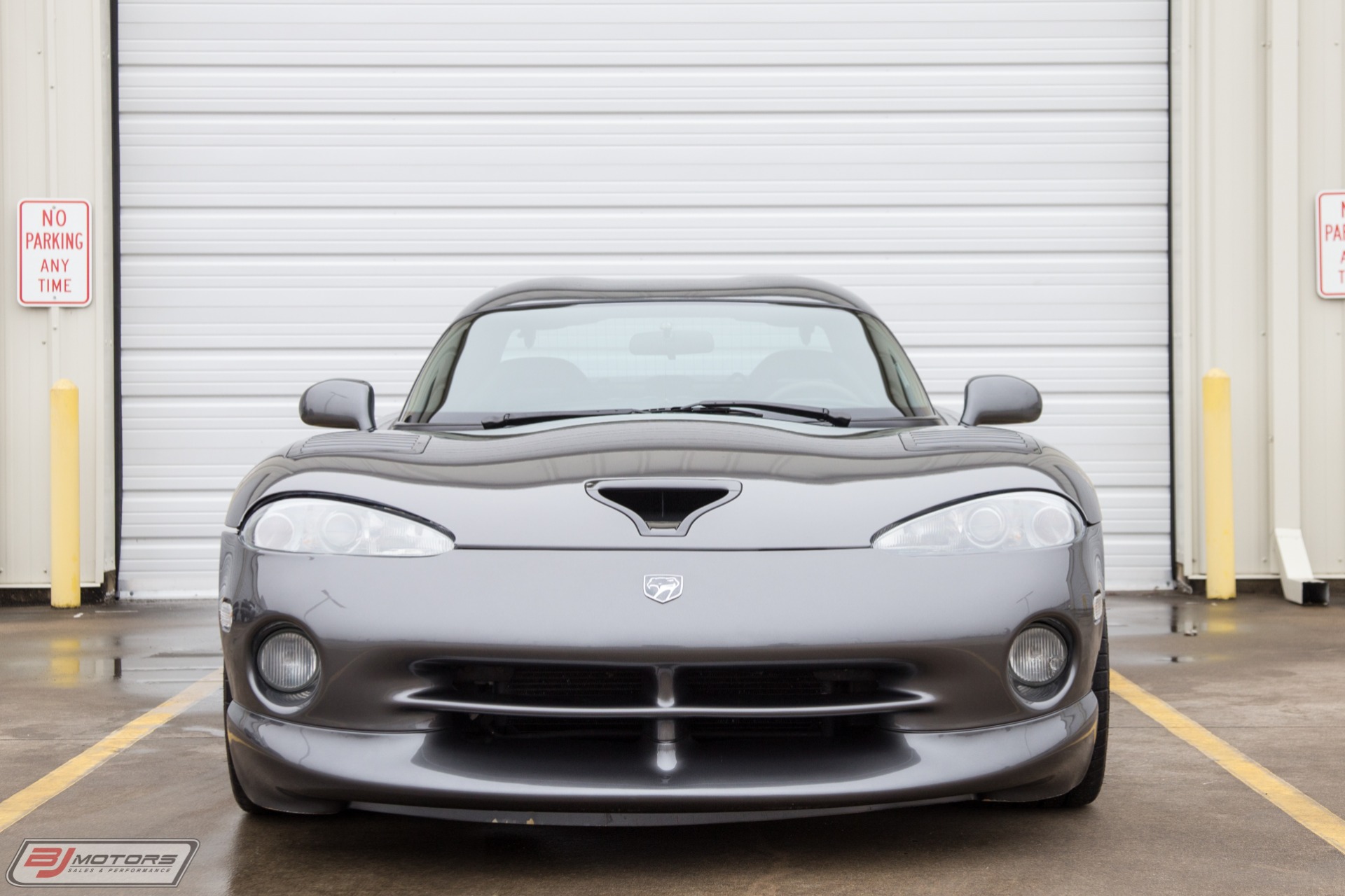 Used-2002-Dodge-Viper-GTS