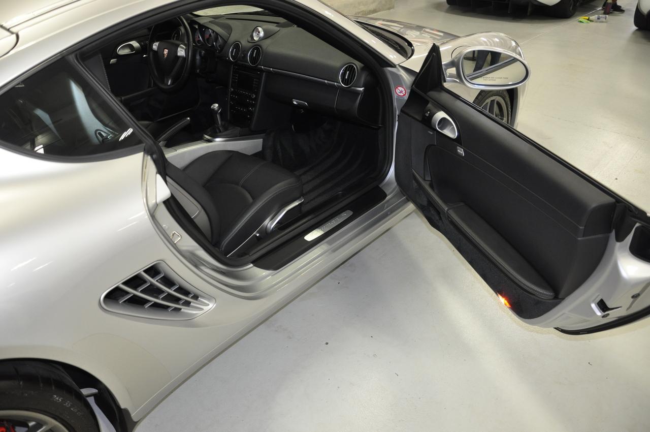 Used-2009-Porsche-Cayman-S