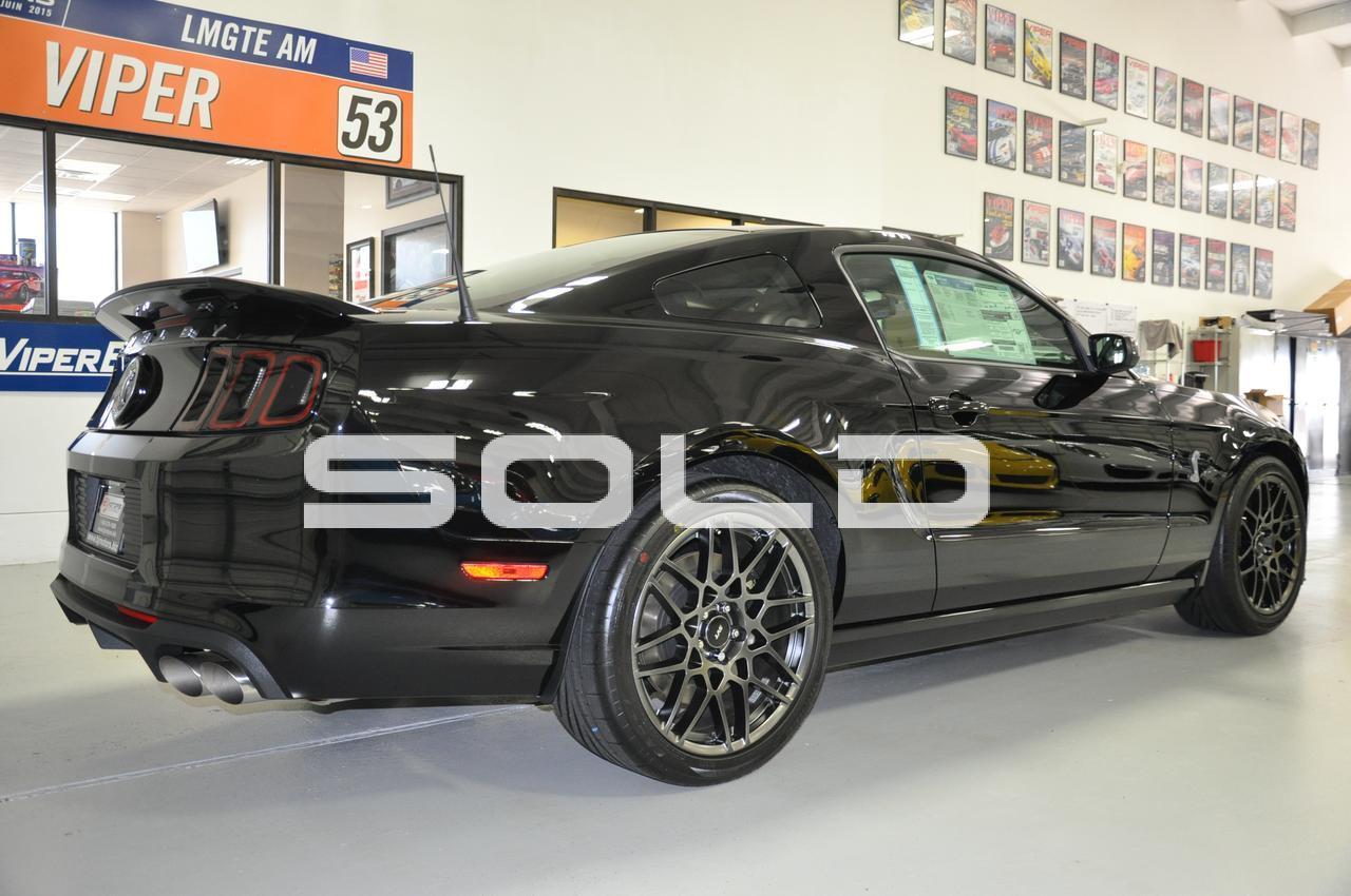 Used-2014-Ford-Mustang-Shelby-GT500