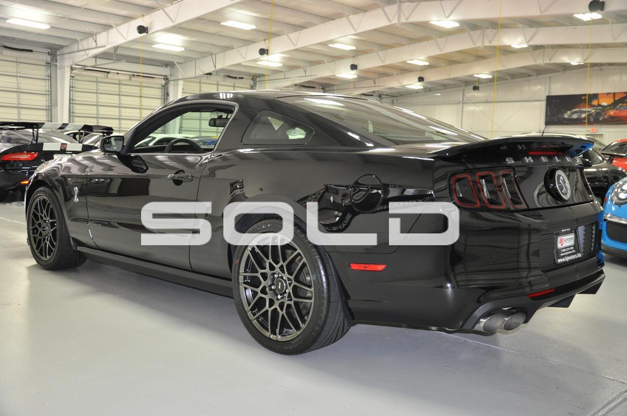 Used-2014-Ford-Mustang-Shelby-GT500