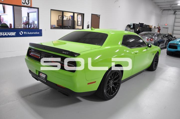 Used-2015-Dodge-Challenger-SRT-Hellcat