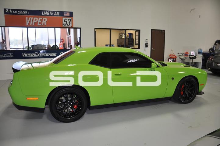 Used-2015-Dodge-Challenger-SRT-Hellcat