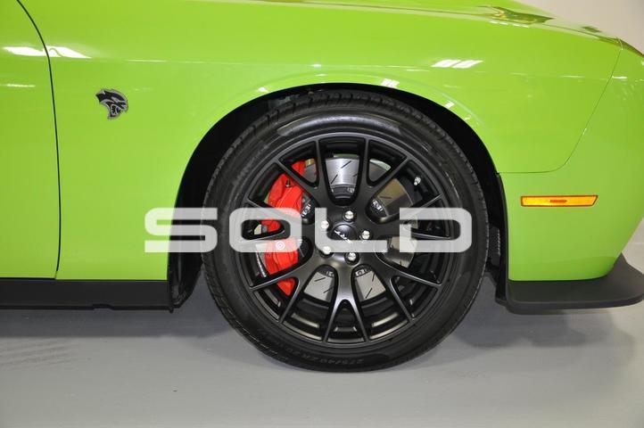 Used-2015-Dodge-Challenger-SRT-Hellcat