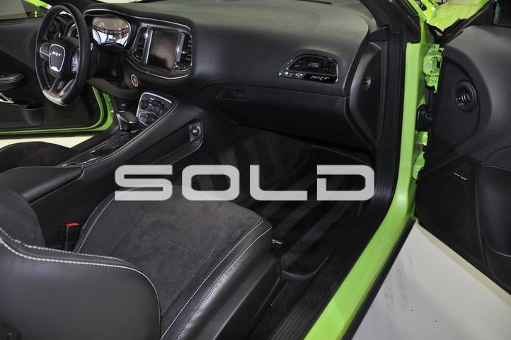 Used-2015-Dodge-Challenger-SRT-Hellcat