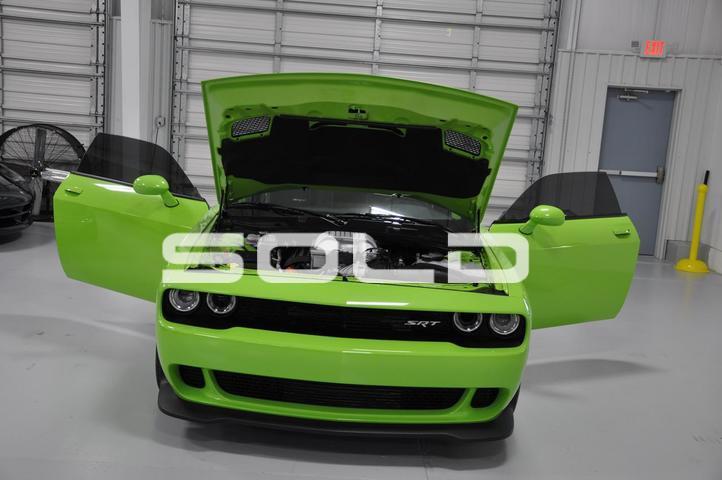 Used-2015-Dodge-Challenger-SRT-Hellcat