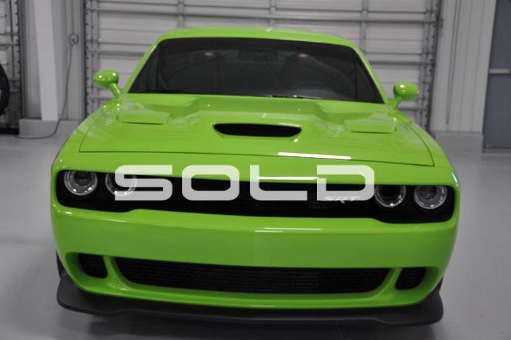 Used-2015-Dodge-Challenger-SRT-Hellcat