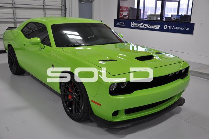 Used-2015-Dodge-Challenger-SRT-Hellcat