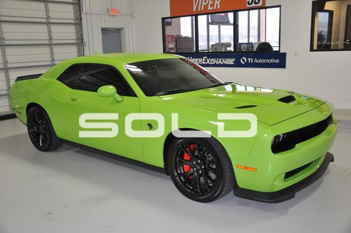 Used-2015-Dodge-Challenger-SRT-Hellcat