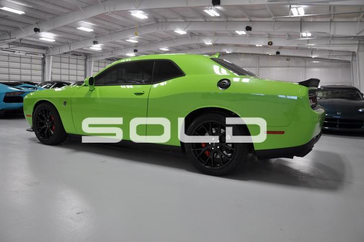 Used-2015-Dodge-Challenger-SRT-Hellcat