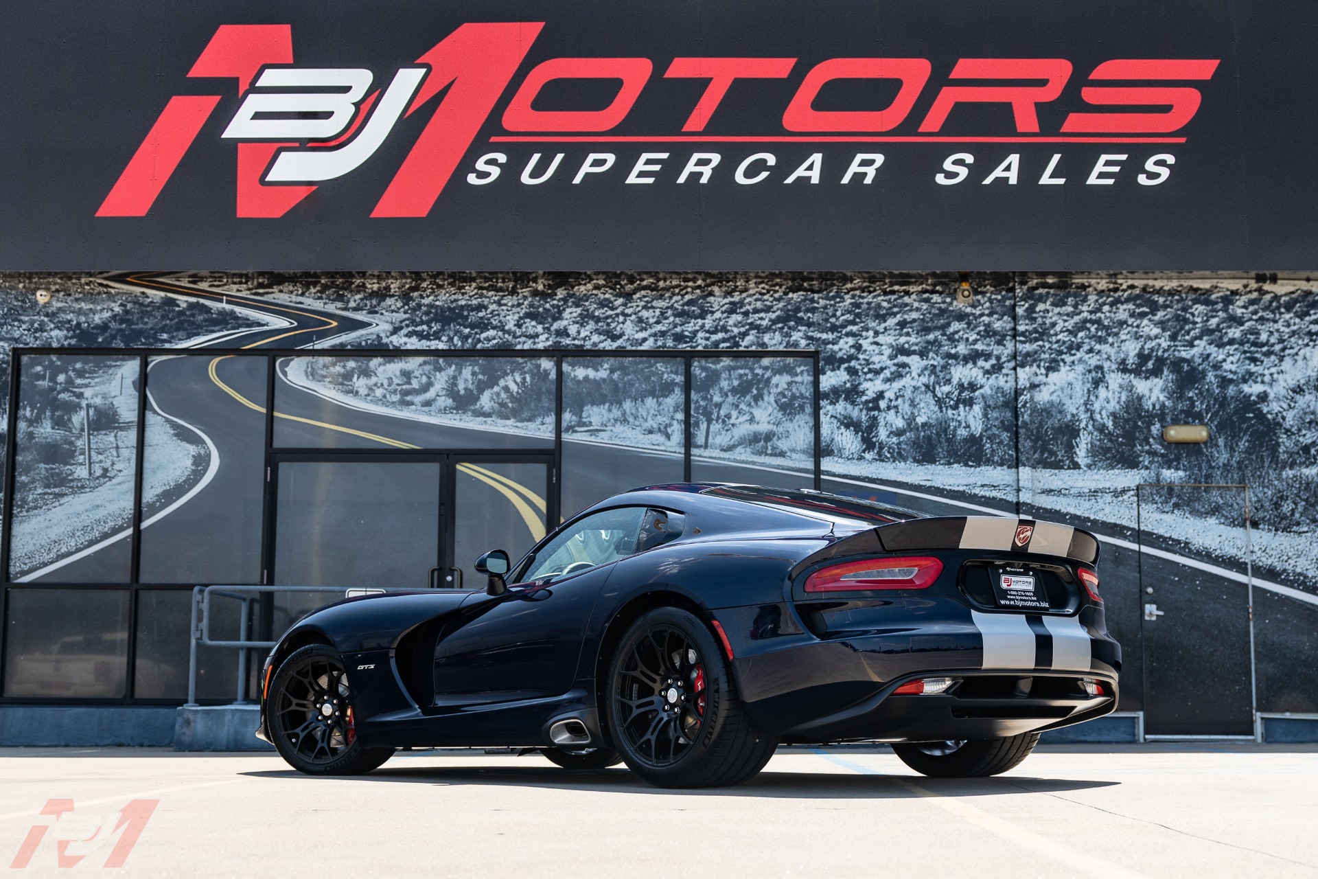 Used-2014-Dodge-Viper-GTS