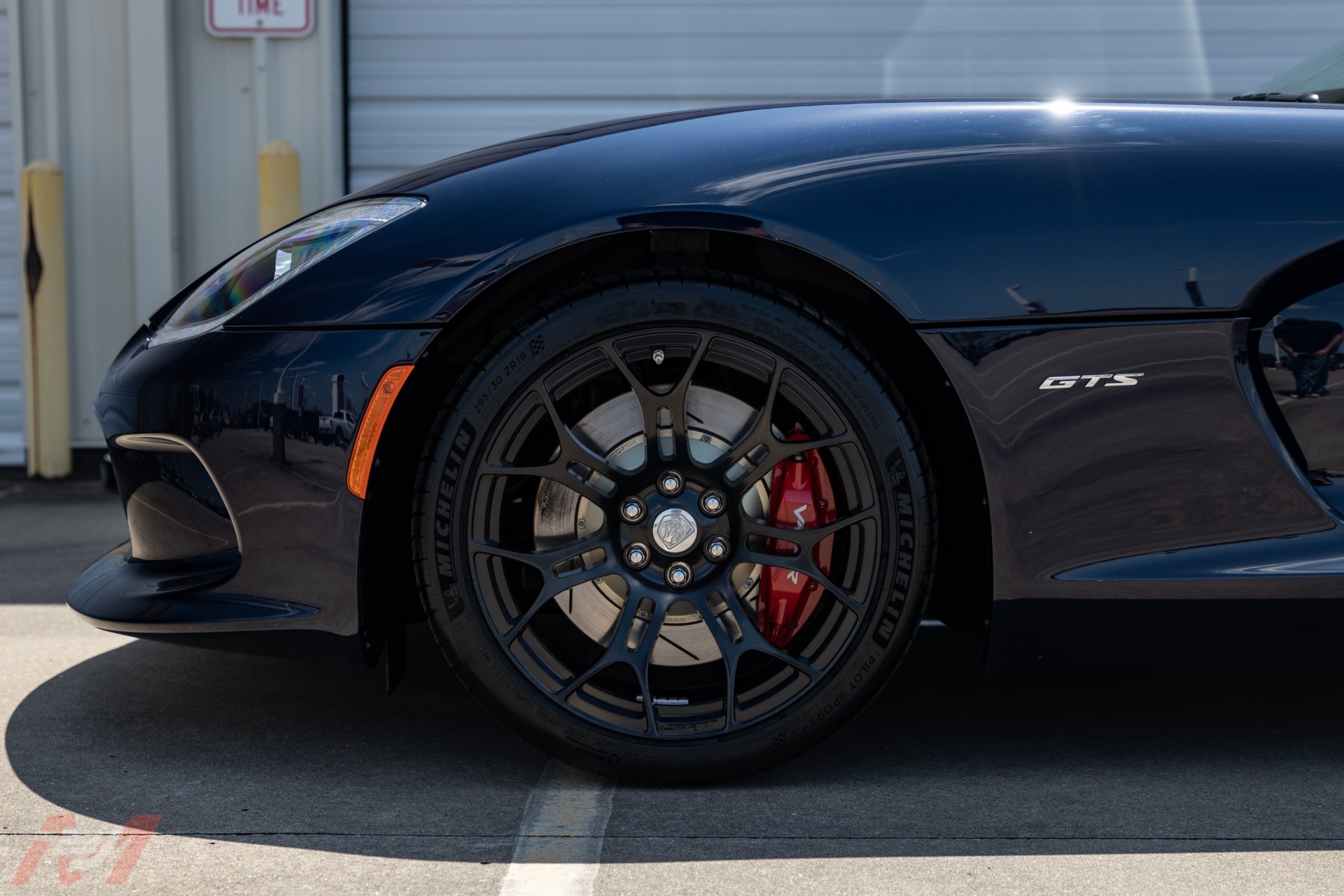 Used-2014-Dodge-Viper-GTS