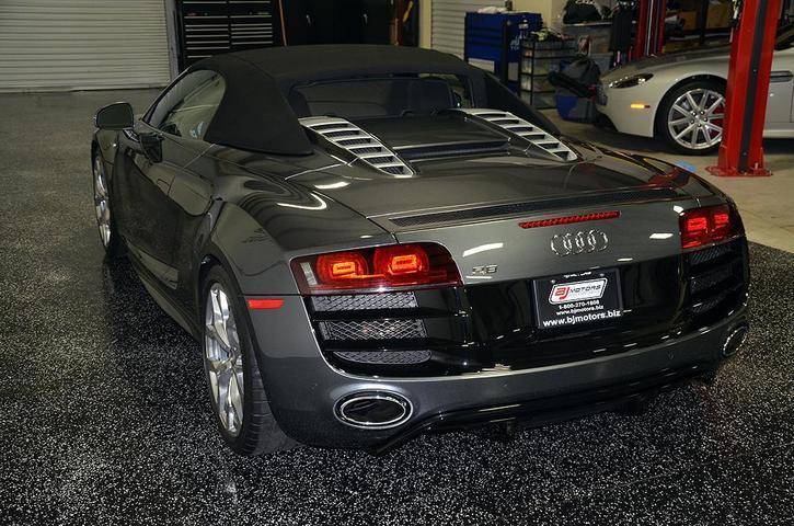 Used-2011-Audi-R8-52L